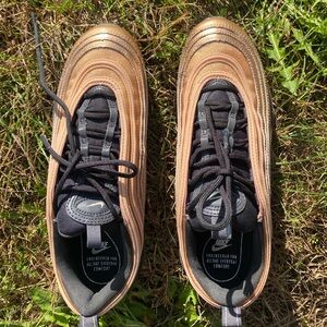 Women’s Nike Air Max